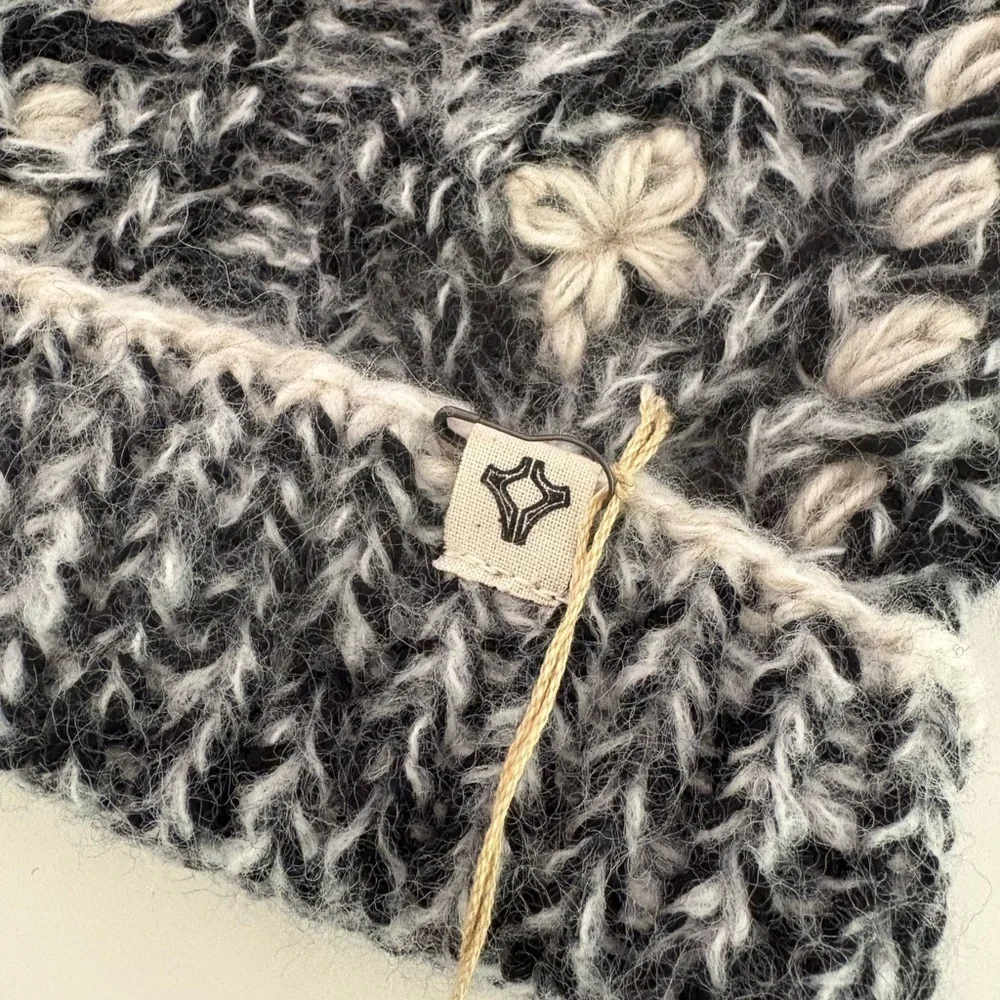 NWOT Free People Bsbee Handknit Beanie